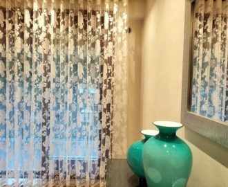 I fiori in seta. Silk flowers. Le tende di Mariano, tende Verona. Textile and curtains Verona.
